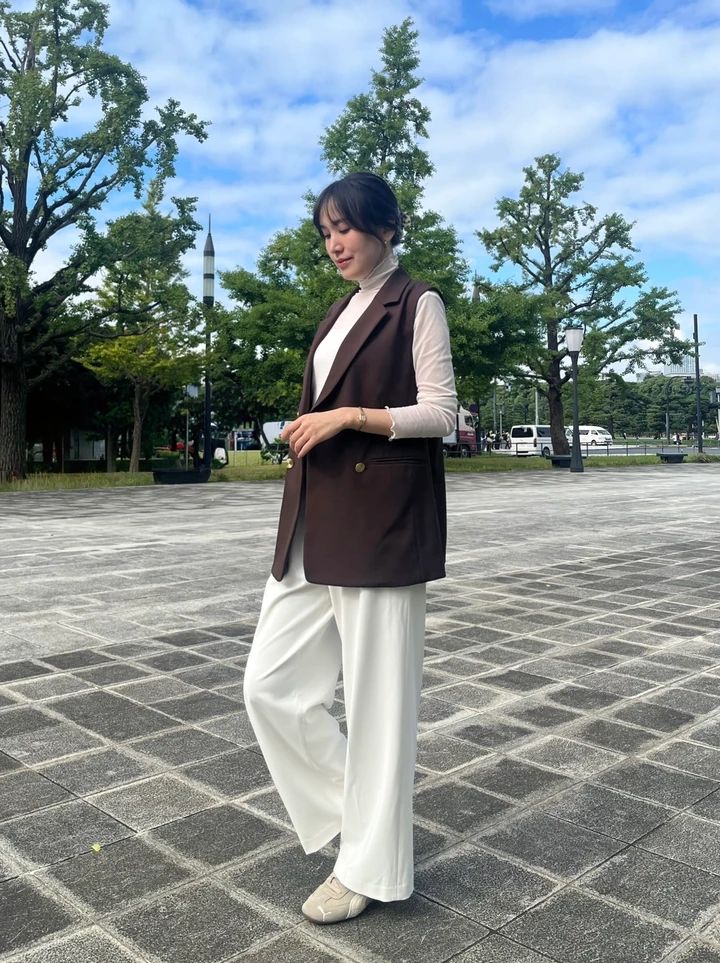 UNIQLO（ユニクロ）スマートワイドストレートパンツ