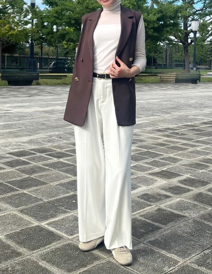 UNIQLO（ユニクロ）スマートワイドストレートパンツ