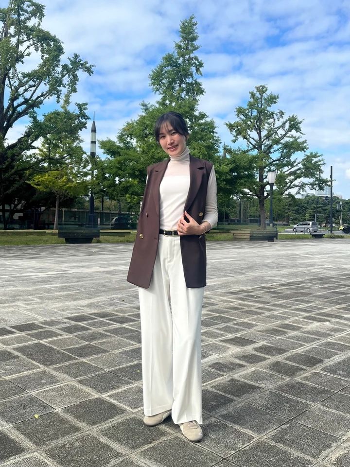 UNIQLO（ユニクロ）スマートワイドストレートパンツを使った秋コーデ タックワイドパンツと徹底比較！_4