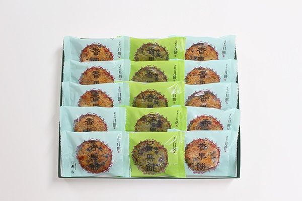 京都・老松が贈る、中国の「月を愛でる文化」に着想を得た京菓子風の月餅「香果餅」