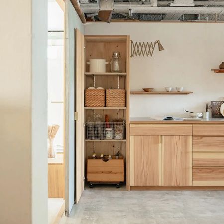 【大阪府豊能町】上手工作所がリニューアルした「木と暮らす キッチン収納」を発売！オンラインでも販売