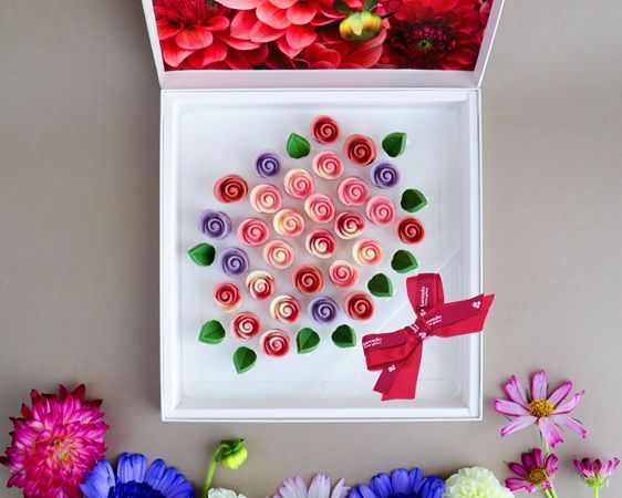 「MESSAGE de ROSE BY KARENDO」秋の新作チョコはダリアをイメージ