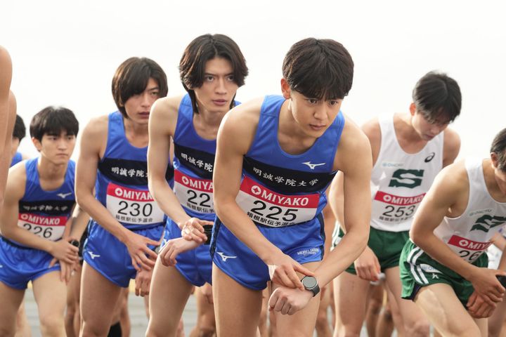 ドラマ『俺たちの箱根駅伝』陸上競技部編より場面写真 （C）日本テレビ width=