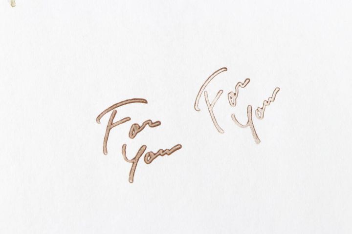 手書き風のFor Youスタンプが2つ並んで押されている