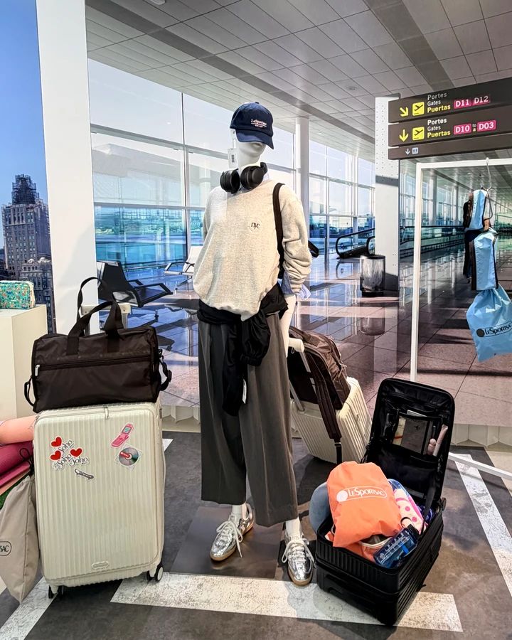 レスポートサック 空港コーデ カジュアルコーデ スポーツミックス