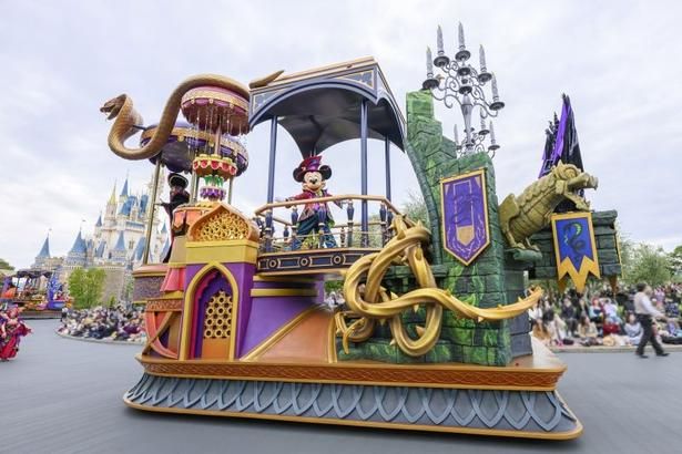 刺激的なディズニーヴィランズのパレード！