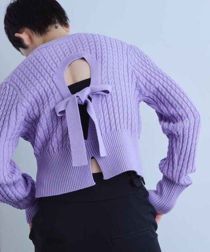 画像: ケーブルオープンバックニット（ラベンダー）¥19,800 出典：コードエー