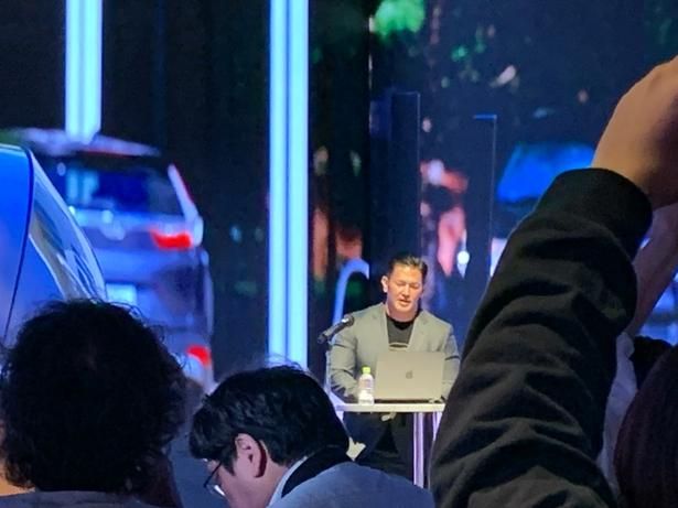 テスラジャパン橋本社長より「Cybercab」の特徴が語られた
