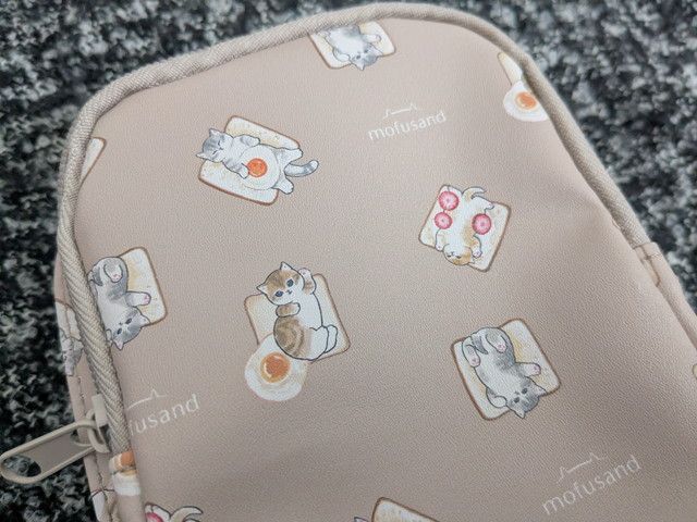 mofusandポーチのパンにゃん柄のアップ写真