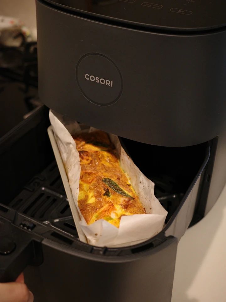 COSORIのノンフライヤーで焼いたキッシュ風スパニッシュオムレツ
