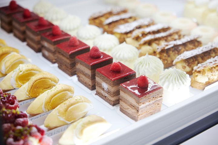 並べられたケーキ