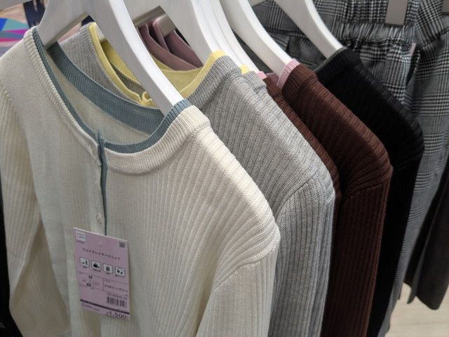 バイカラーニットの他の色