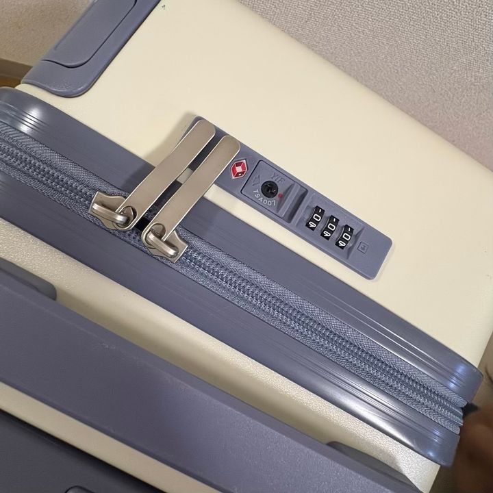 First Bキッズキャリーケース子連れ旅行子育てオススメアイテム
