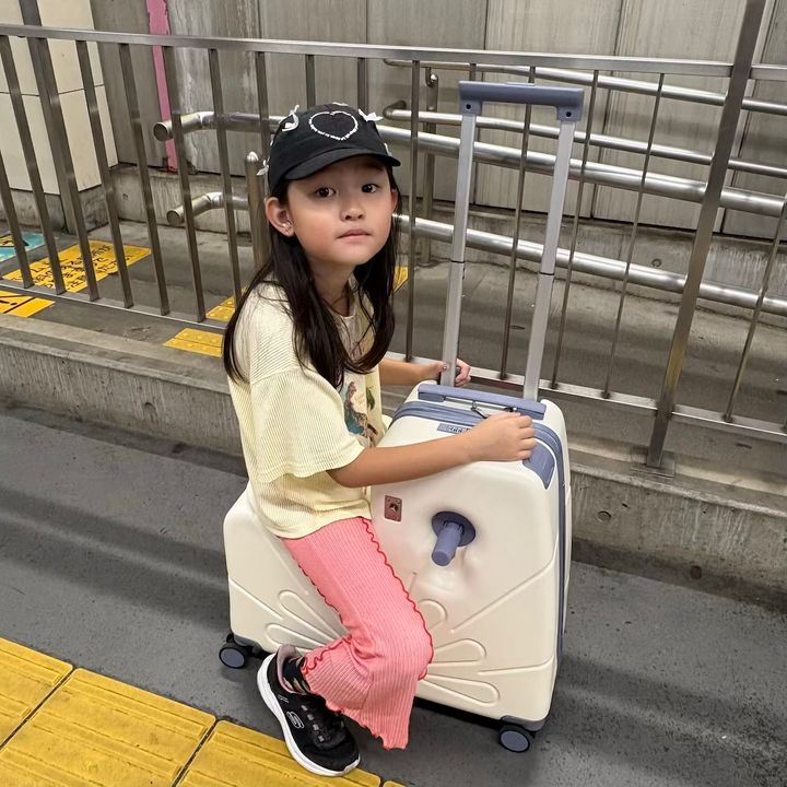 First.Bキッズキャリーケース子連れ旅行子育てオススメアイテム
