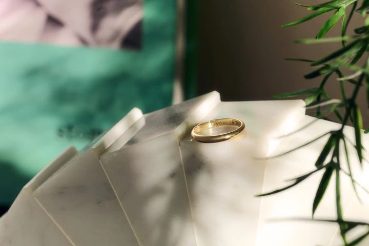 貴島明日香さんの「Cartier」の結婚指輪