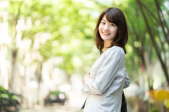 モテる女の「さしすせそ」とは？意味と自然に使うコツとNG例