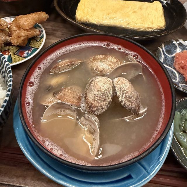 あさりたっぷりの貝汁