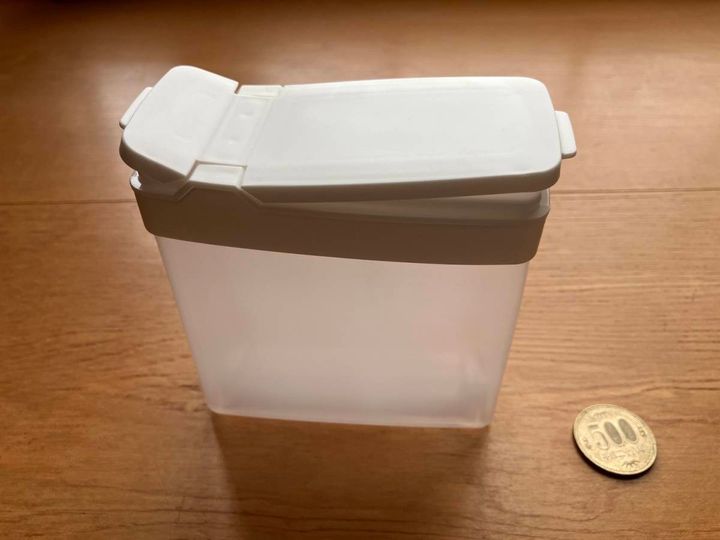 セリア：揉んでほぐせる調味料ストッカー