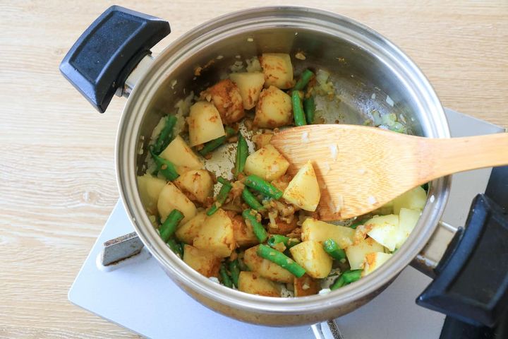 いんげんとじゃがいものカレー