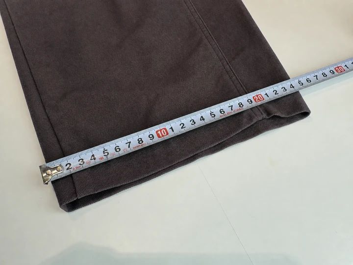 裾幅：約24cm