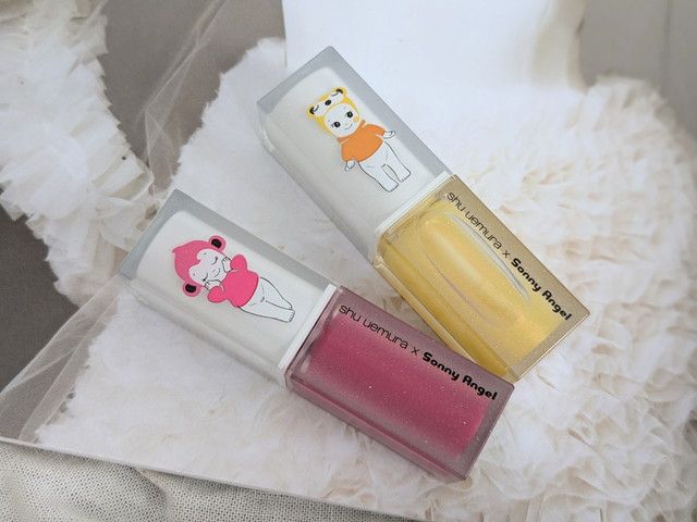 シュウ シュウ モンキーのキヌケアグローアップ ピンク サンライズとソーラー タヌキのキヌケアCCオイル サニー シマー