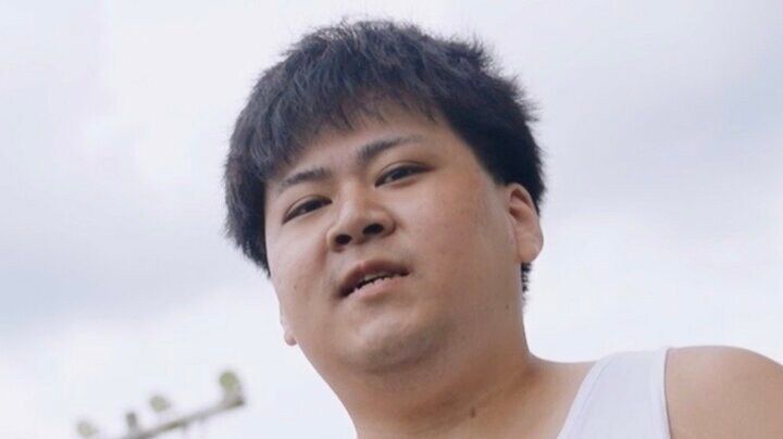 【写真・画像】「いつか住むタワーマンション」 13年引きこもりの22歳“幼卒”男性がラップ披露 1枚目