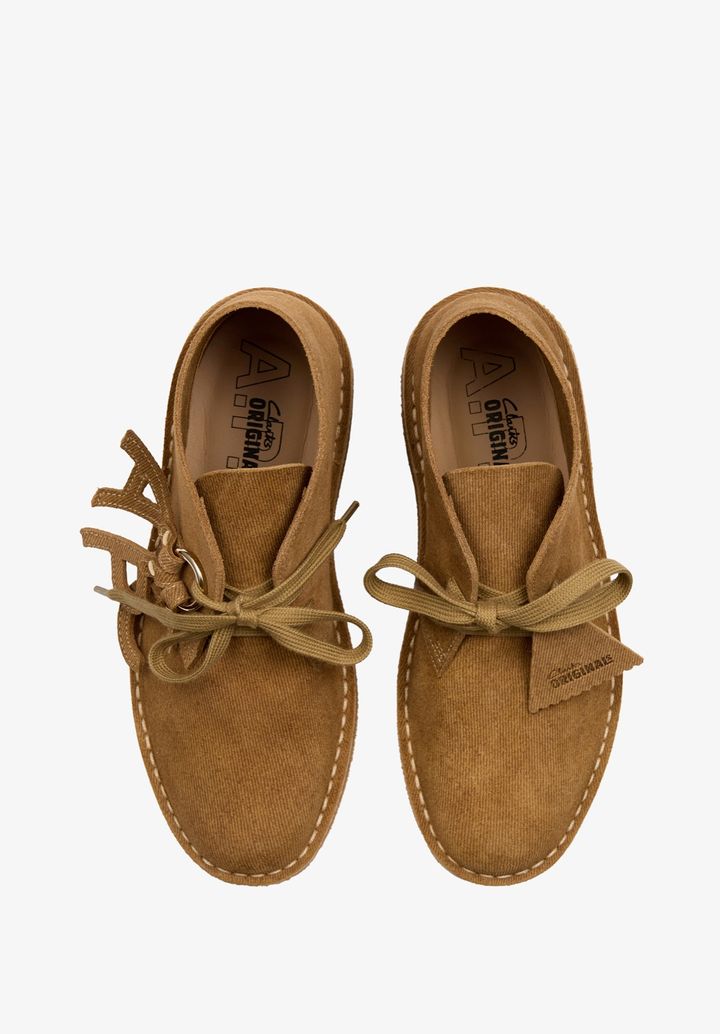 DESERT BOOTS APC CLARKS キャメル