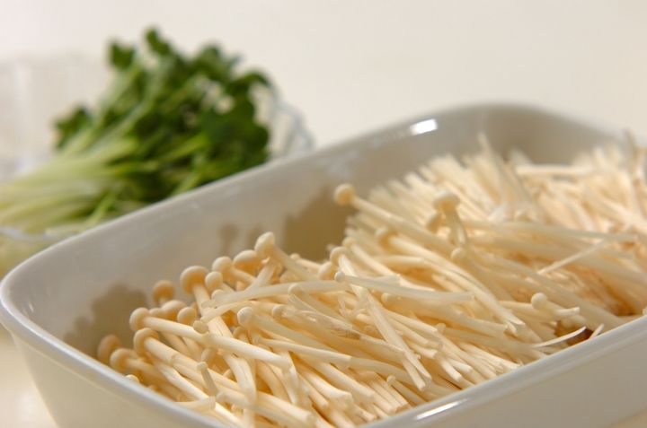トマト入り中華スープの下準備1