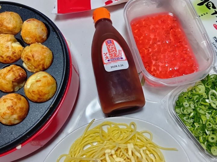 節約レシピ！ボリューム満点！たこ焼きがドーン！マヨたこ焼きスパゲティー