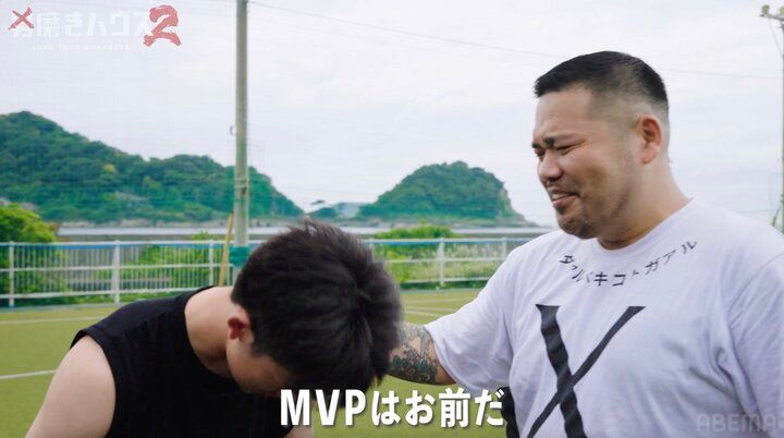 【写真・画像】漢 a.k.a. GAMI、VTuber“中の人”のアンサーに苦笑 「漢さんが吹いたw」「笑ってて草」 2枚目