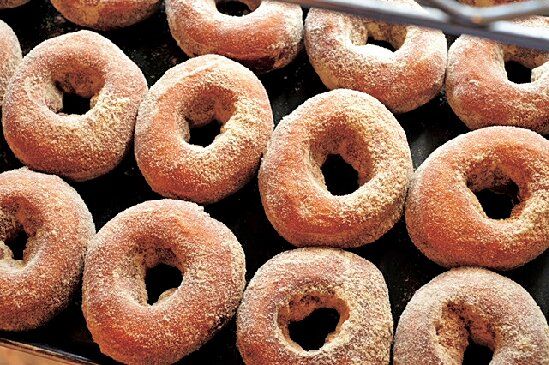 KANEL BREAD