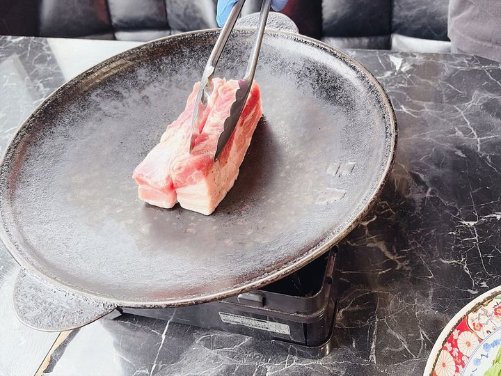 ONNA サムギョプサル