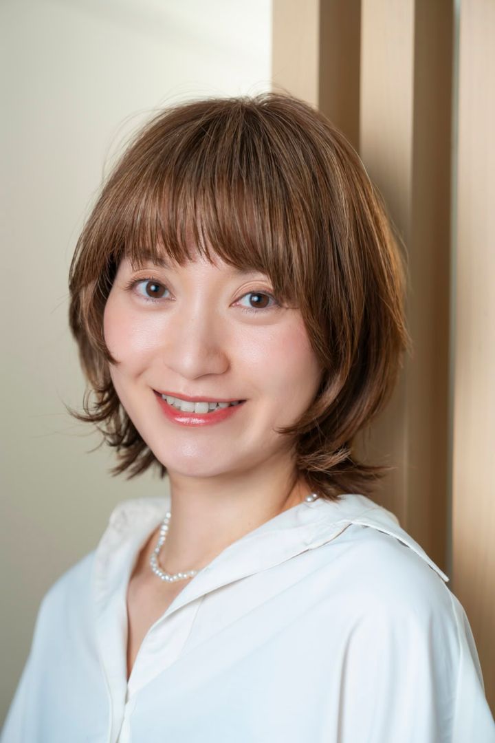 【after】丸顔感が強調されないマッシュボブ！細かなハイライトとベージュカラーで白髪も目立ちにくいカラーリングに！