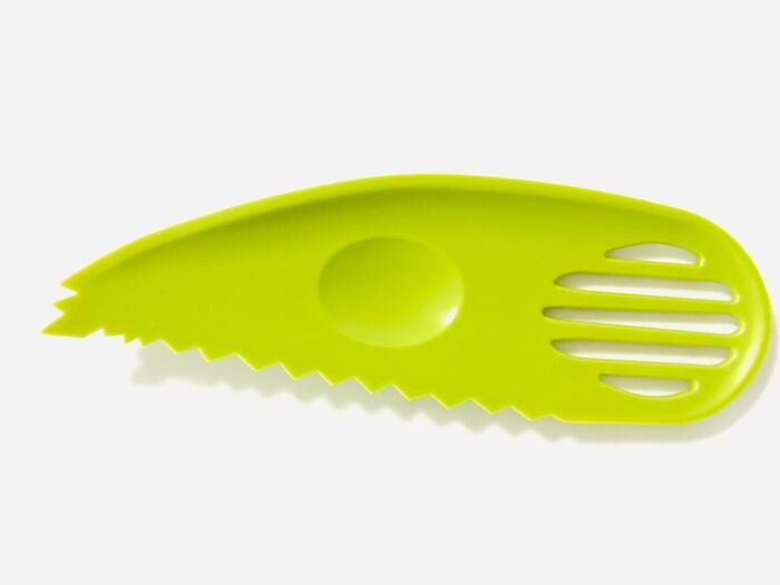 【キャンドゥ】『専用カッター』でスピーディーに調理！4刀流でマルチに解決してくれます♪
