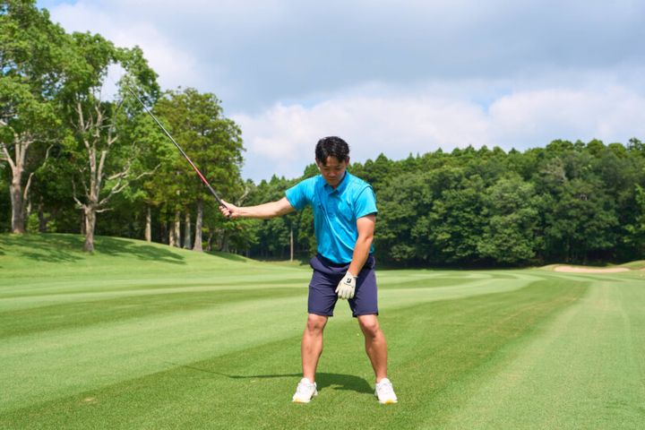 どっちが正解!? グリップからスイングまでの自分に合う方法の選び方