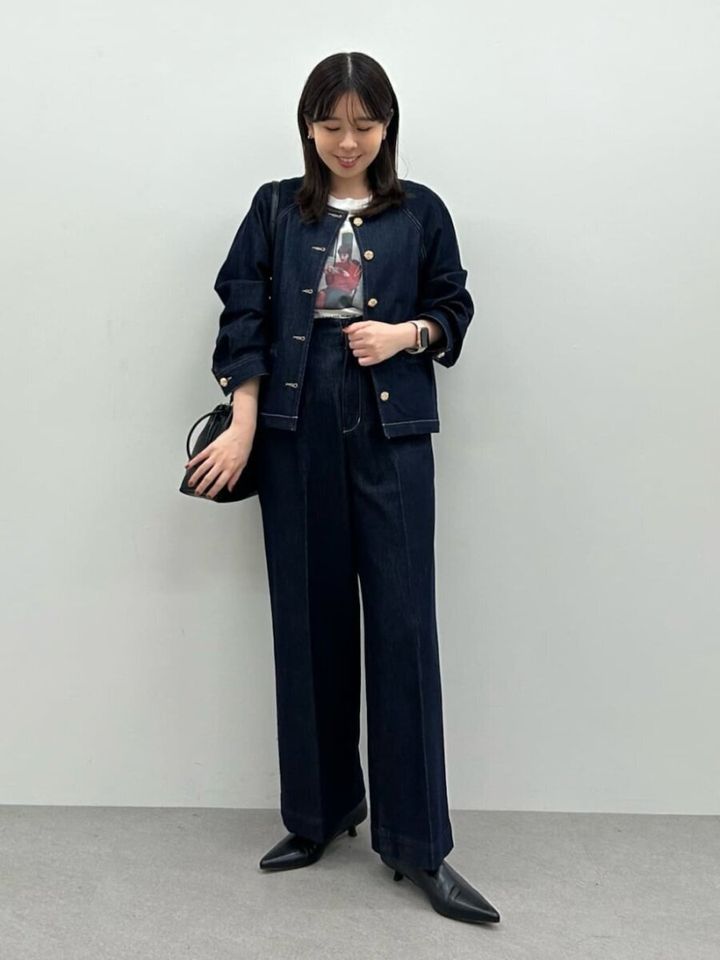 ノーカラーGジャンとデニムワイドパンツのセットアップ