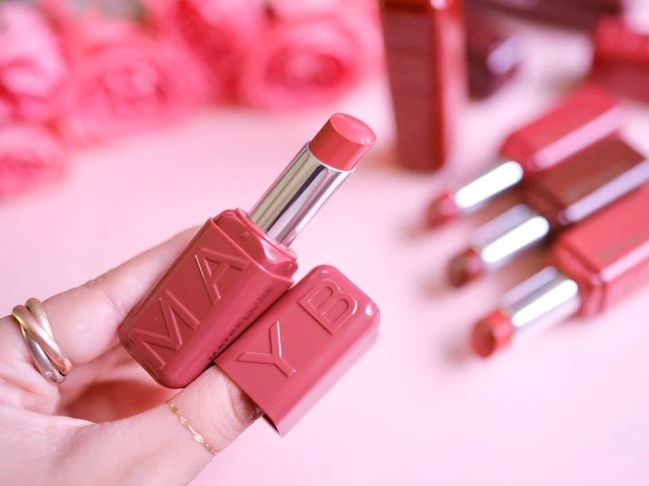 MAYBELLINE NEW YORK メイベリン ニューヨーク 2026新作リップ メイベリン シャインビースト 商品写真 立花ゆうり お気に入りの色 11