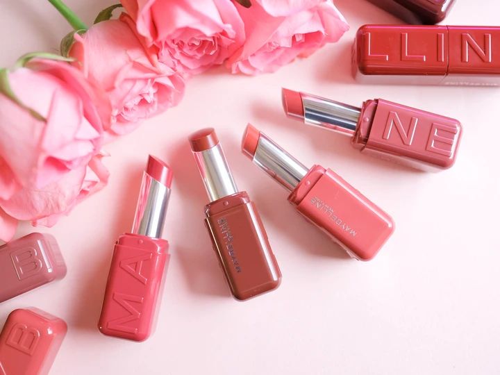 MAYBELLINE NEW YORK メイベリン ニューヨーク 2026新作リップ メイベリン シャインビースト 商品写真 立花ゆうり 厳選４色