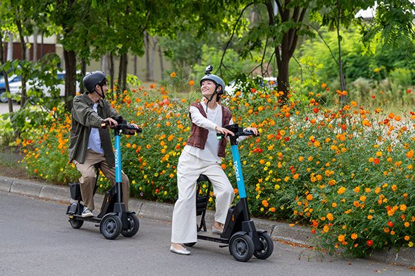 定山渓温泉街で「移動自体を楽しむ」新たな観光実証事業スタート！新型モビリティで絶景を風と感じる旅へ。
