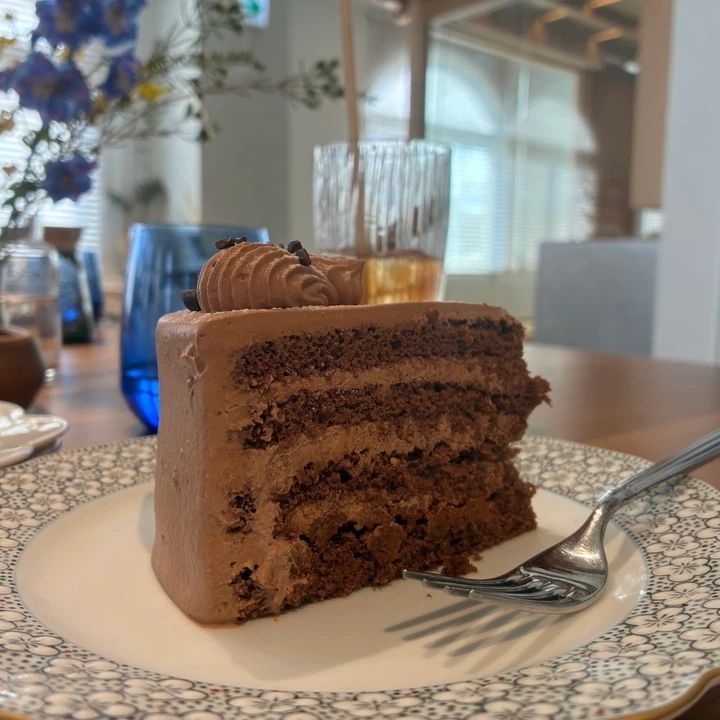 【鎌倉さんぽ】鎌倉で過ごす大人の休日♡鶴岡八幡宮とチョコレートカフェを巡った日。コーディネートも紹介！_5