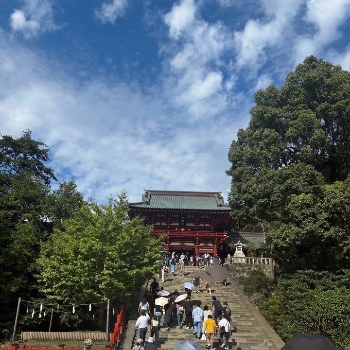 【鎌倉さんぽ】鎌倉で過ごす大人の休日♡鶴岡八幡宮とチョコレートカフェを巡った日。コーディネートも紹介！_2
