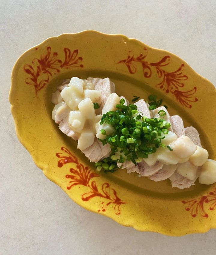長谷川あかり レシピ 鶏むね肉の里芋ソース 完成