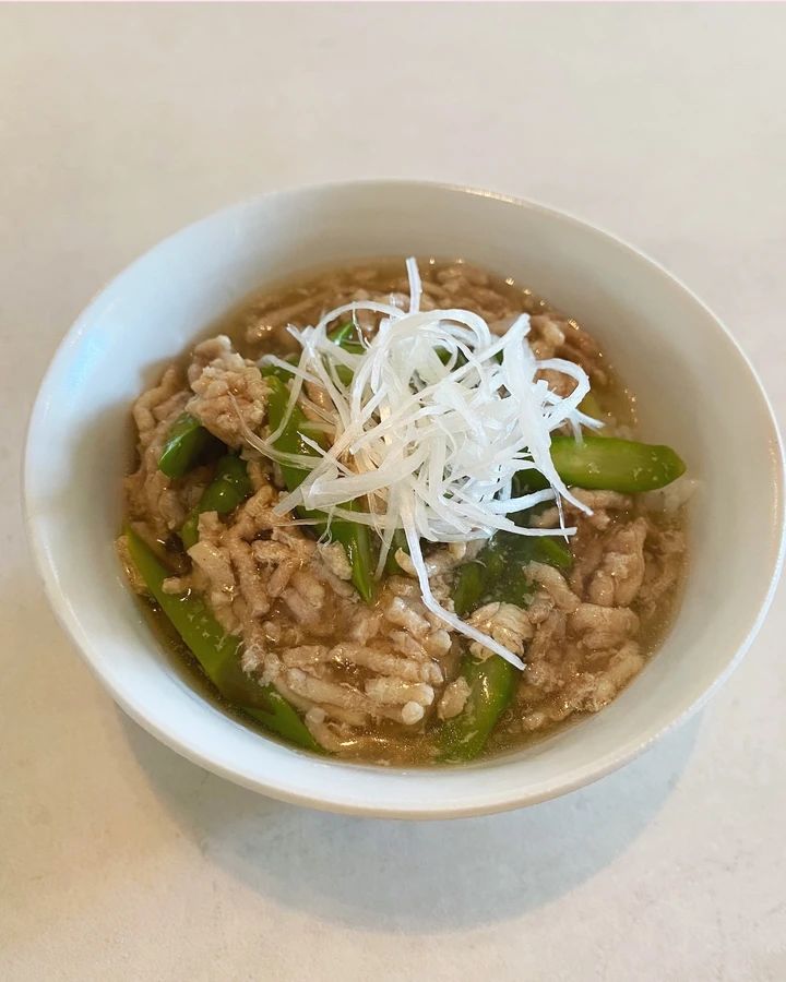 長谷川あかり レシピ 鶏ひき肉とアスパラガスの和風あんかけ丼