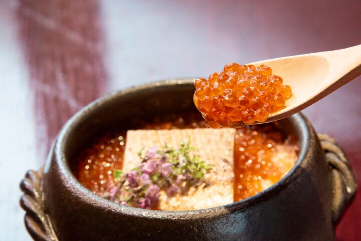 根までまるごと味わって。「仙台せり鍋と個室和食 せり草庵」で楽しむ仙台名物