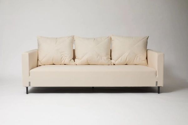 【東京都港区】AREAが新作ソファ「sofa COVERS」を発表！店頭発表イベント「MONTHLY DROP」を開催
