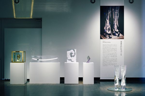 【神奈川県相模原市】アーティスト・舘鼻則孝氏の15周年記念展開催中！創作の原点と未来を見つめる
