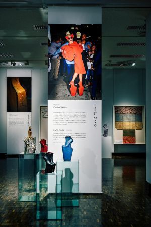 【神奈川県相模原市】アーティスト・舘鼻則孝氏の15周年記念展開催中！創作の原点と未来を見つめる