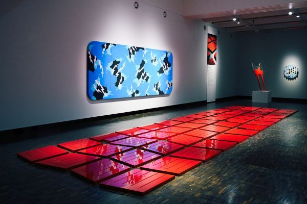 【神奈川県相模原市】アーティスト・舘鼻則孝氏の15周年記念展開催中！創作の原点と未来を見つめる