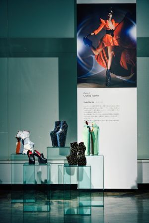 【神奈川県相模原市】アーティスト・舘鼻則孝氏の15周年記念展開催中！創作の原点と未来を見つめる