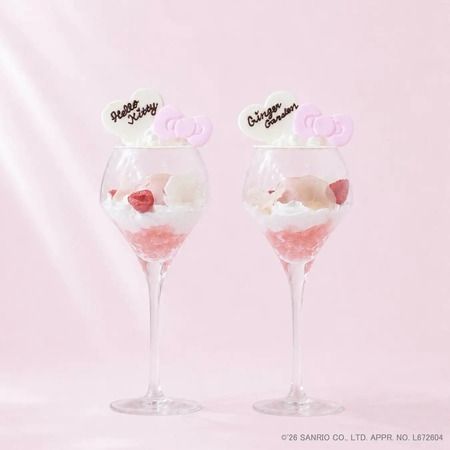 【東京都港区】ハローキティ×大人可愛い世界観！「Hello Kitty Pink Fur Afternoon Tea」開催